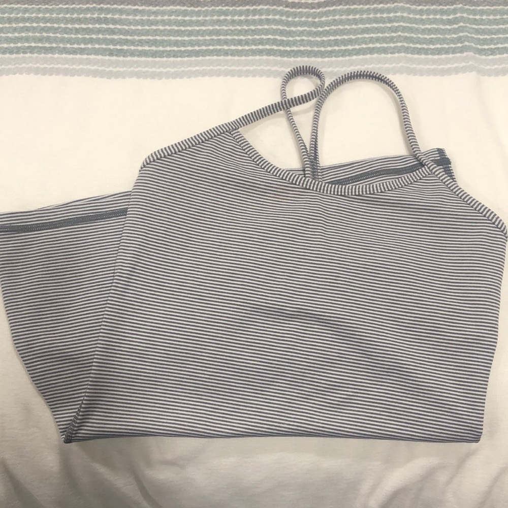 Lululemon tank